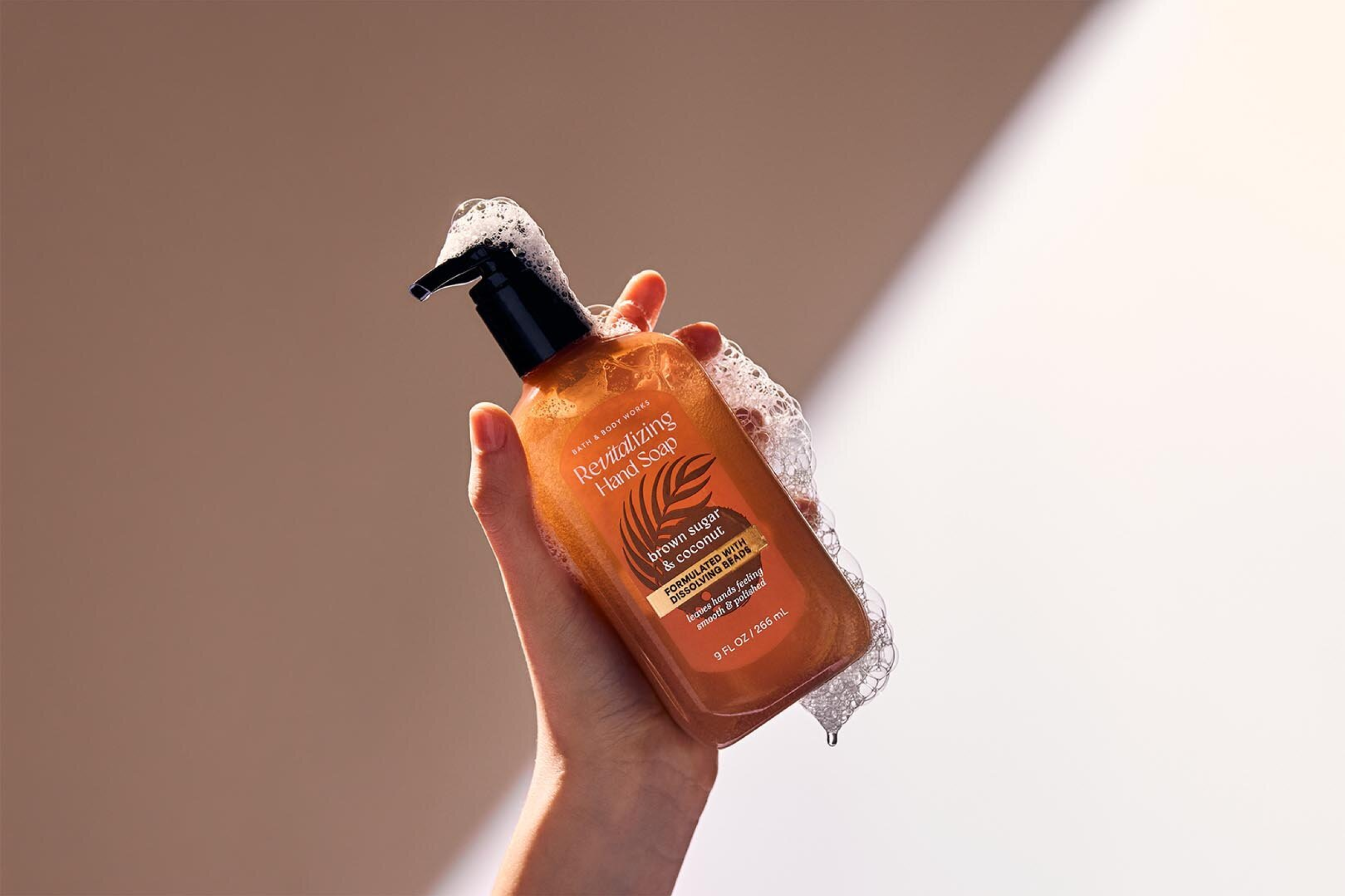 Bath & Body Works Introduces New Revitalizing Hand Soap, Elevating